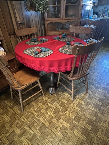 Oak Round Claw-Foot Dinner Table w/8 Chairs