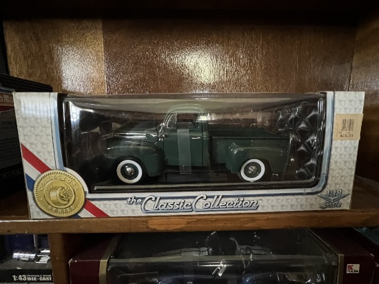 Classic Collection 1948 Ford F1 Truck Model in Original Box