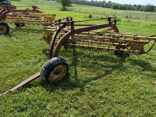 New Holland 256 Bar Rake With Dolly