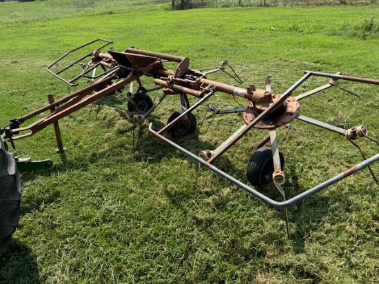 4 Basket Tedder