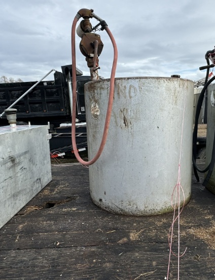Round Steel Diesel Tank w/Hand Pump