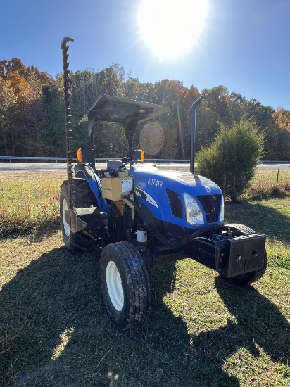 NH TN60A Tractor