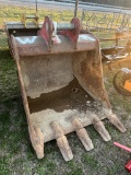 Large Tooth Bucket