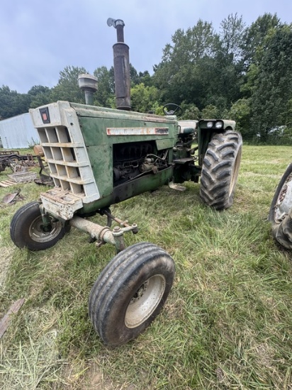 Oliver 1750 Tractor