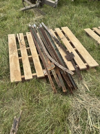 T-Posts