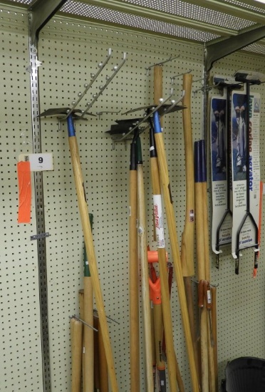 Garden tool pkg and handles