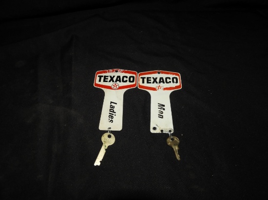 Texaco Men & Women Rest rooms keys (2)