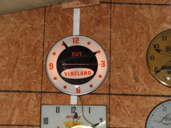 Vineland clock, 15"