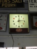 Dr. Pepper clock, 16