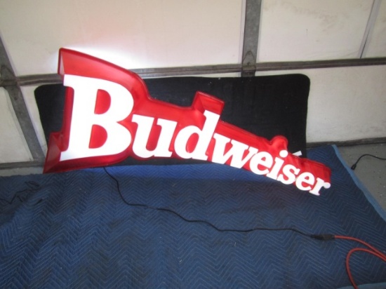 Budweiser Light Up Plastic, 5ftx29x12