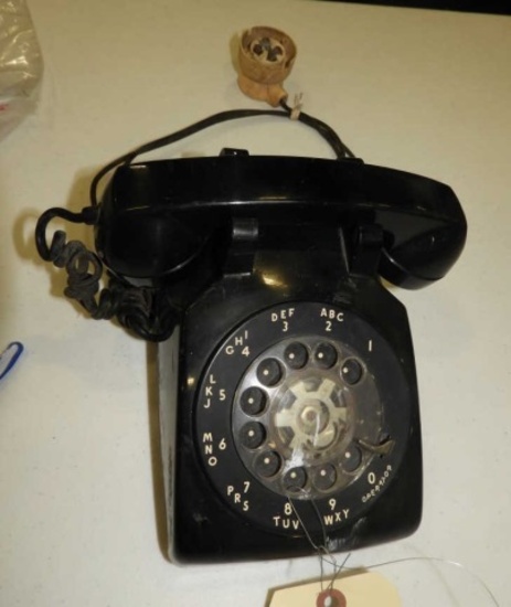 Black rotary phone