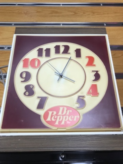 Dr. Pepper light up clock