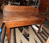 Primitive table w/ 1 drawer, 32