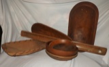 8 pcs - Carved wooden bowls & trays