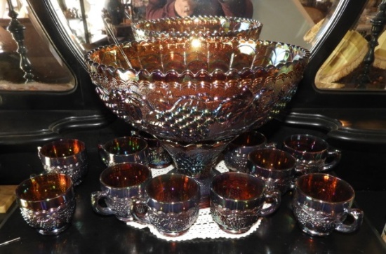 Carnival punch bowl w/ cups, grape pattern