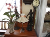 4 pcs Crosa quartz clock, lady statue & decorator