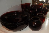 Approx. 9 pcs ruby red vases, candle holders, bowl