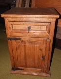 Unstained pine end table w/ drawer & door, 27