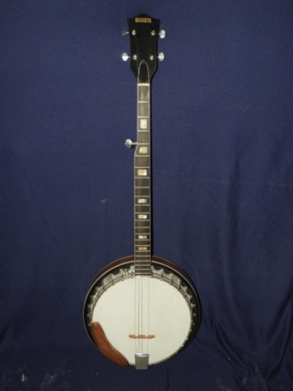 Global 5-string banjo w/ case