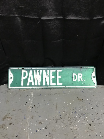 Pawnee Dr., SST, embossed, 24"x6"