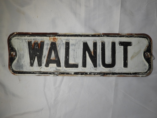 Stamped steel street sign "Walnut" 20"x6"