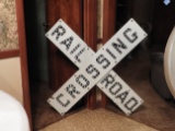 Railroad crossing, X shape