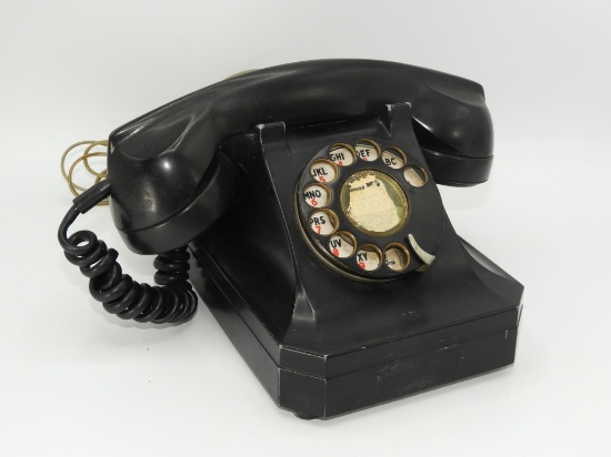 Vintage Stomberg Carlson rotary phone