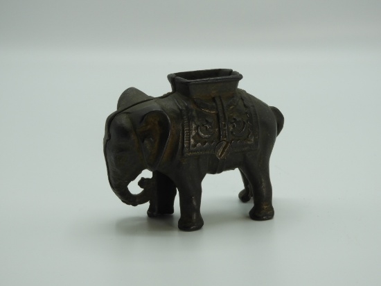 Cast iron elephant bank , 4"Wx3"T