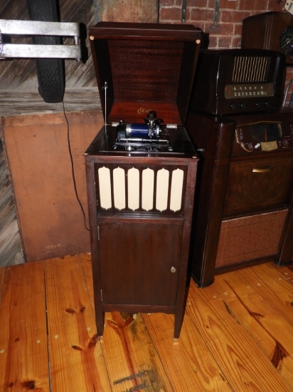 Edison cylinder phonograph, cabinet model