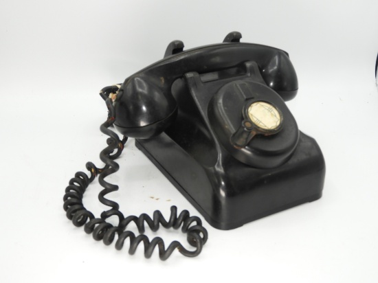 Vintage Leigh hand crank phone