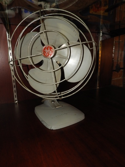Antique GE desk fan