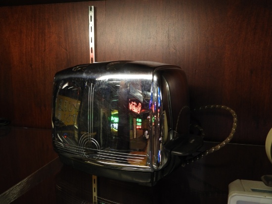 Vintage Sunbeam 2 pc toaster w/ art deco styling