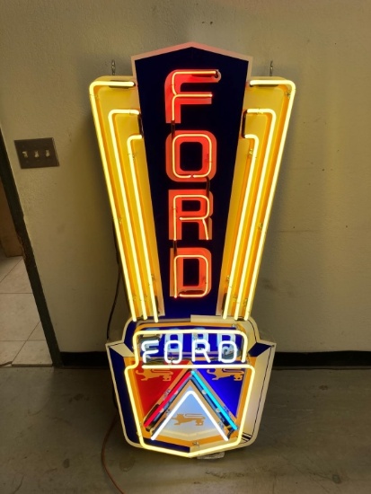 Ford crest neon, 25"x27"