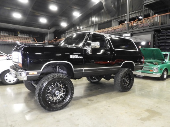 1984 Dodge Ram Charger 4x4 Custom