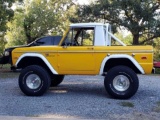 1974 Ford Bronco 1/2 cab Sport Pickup