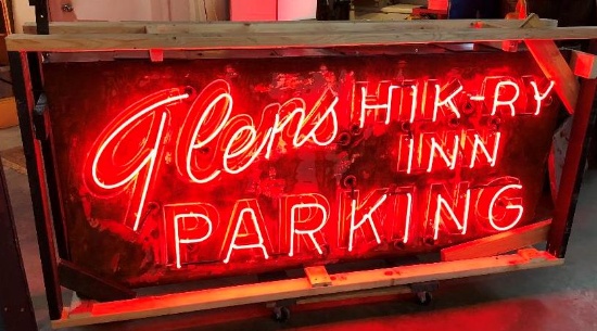 Glens Hik-ry Inn, DS neon