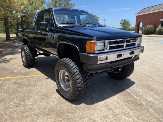 1987 Toyota SR5  4x4 SWB