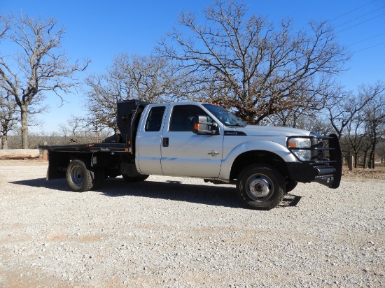 2011 Ford F-350 1-ton Ext Cab pickup