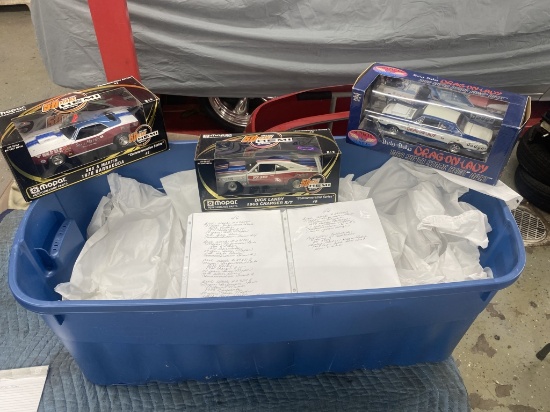 Collectible die cast toy cars - see pics for details