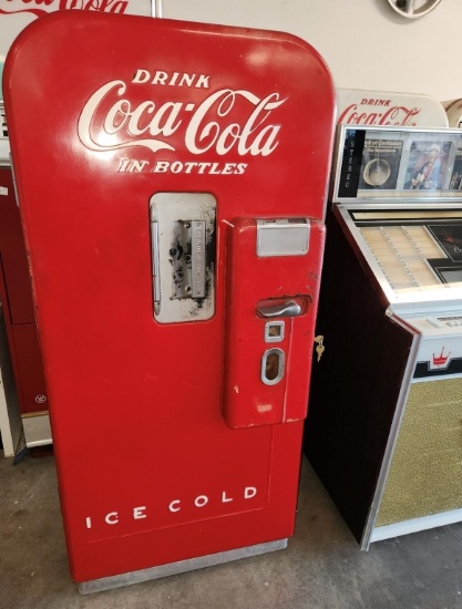 Vintage Coca-Cola vending machine