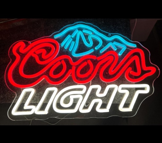 Coors Light LED 17"Lx11"H