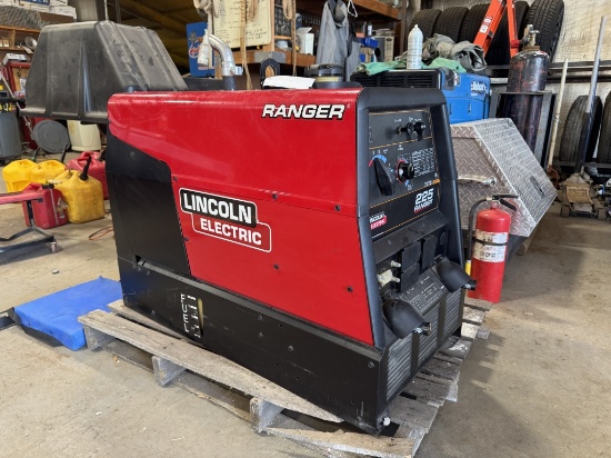 Lincoln Ranger 225 portable welder, 55 hours