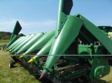 John Deere 893 Corn Head