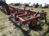 Brady Model 1000 Chisel Plow