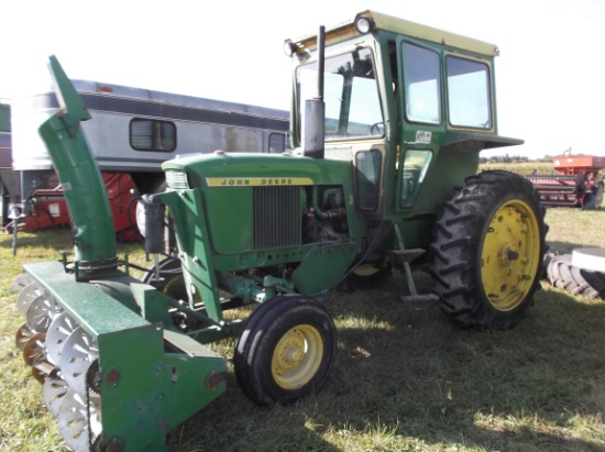 John Deere 3020 Tractor