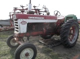 Farmall 560 Tractor