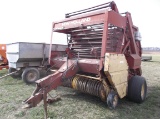 New Holland 851 Round Baler