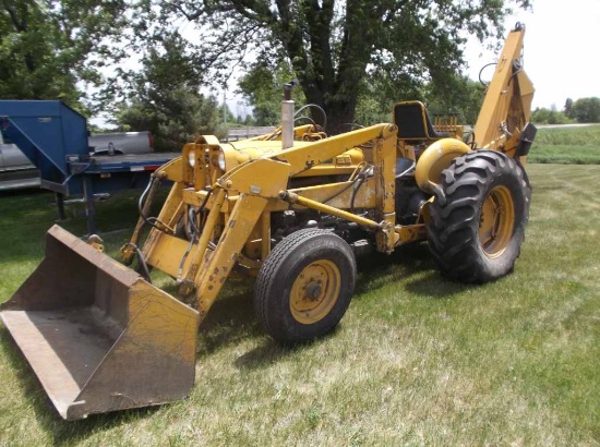 Ford 2000 Industrial Back Hoe