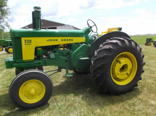 John Deere 730 Standard Tractor