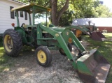 John Deere 820 Utility Tractor